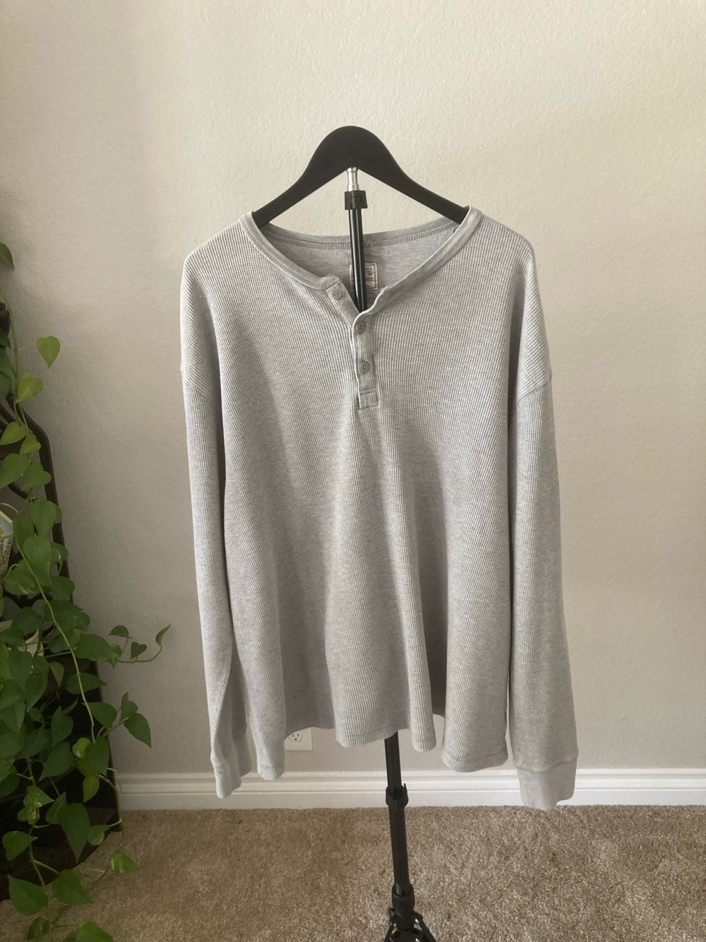 Merona Light Gray Waffle Henley Sweatshirt